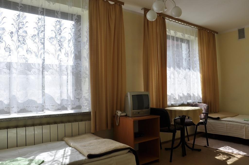 Osrodek Sportu I Rekreacji Victoria Hotel Bielsko-Biala Bilik gambar